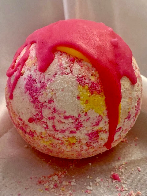 "Brit" - Frangipani Bath Bombs